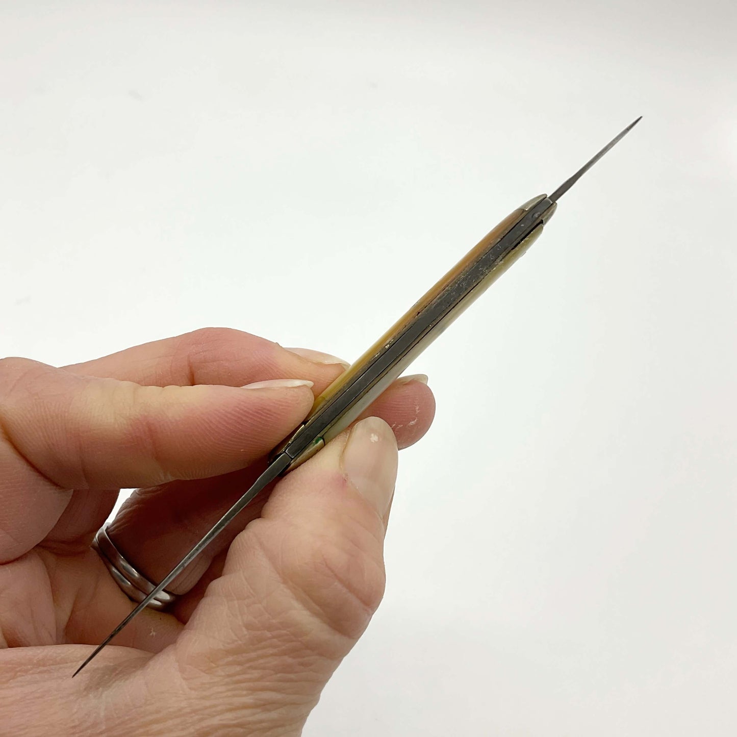 Antique Steel and Pearl Handled Pen Knife