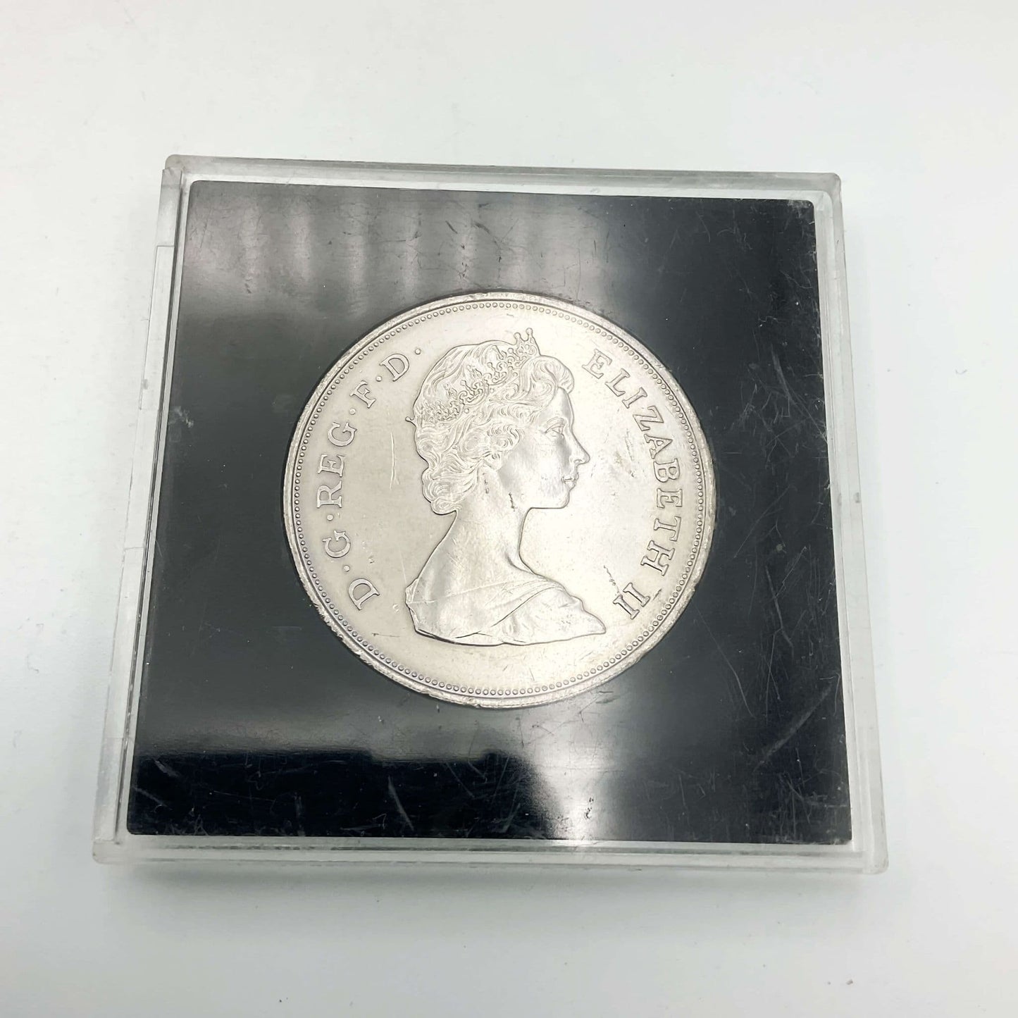 1980 Queen Mothers Birthday Commemorative Coin