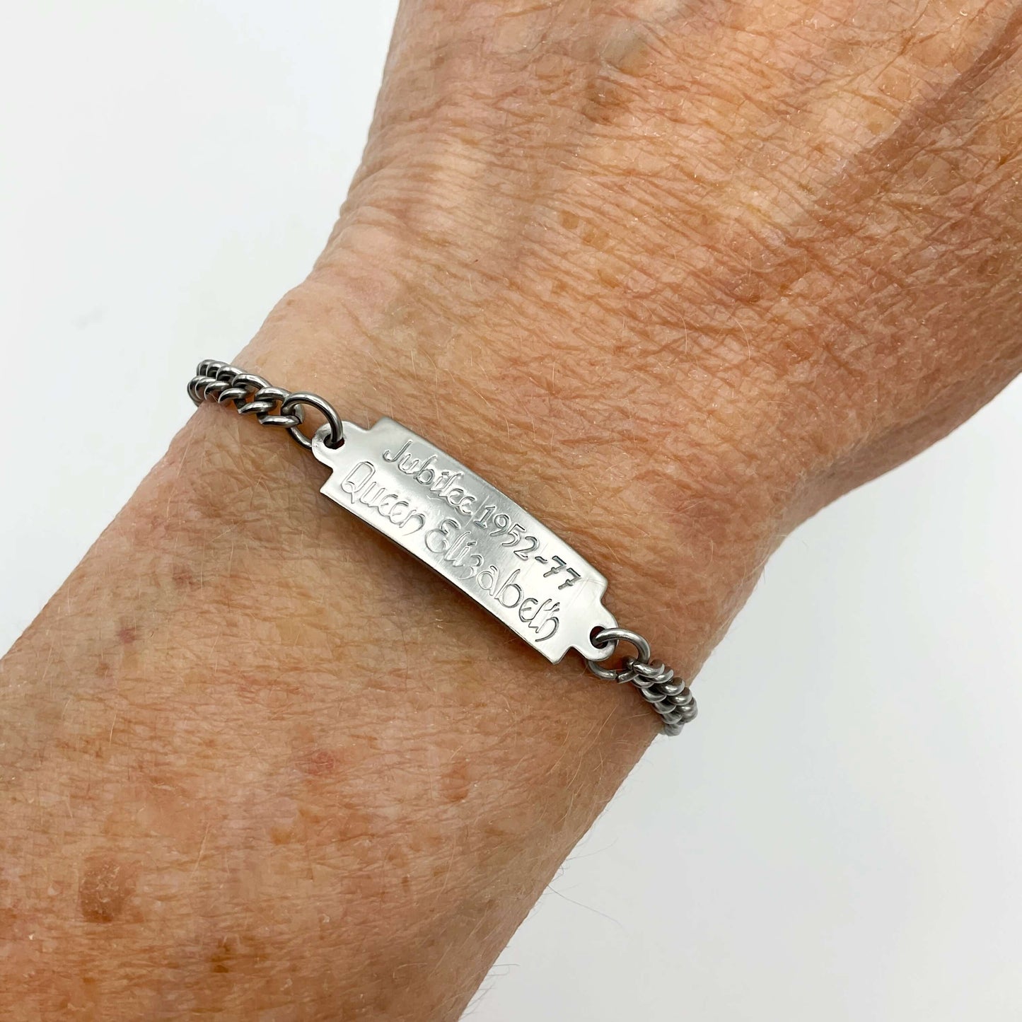 Queen Elizabeth II Silver Jubilee Bracelet