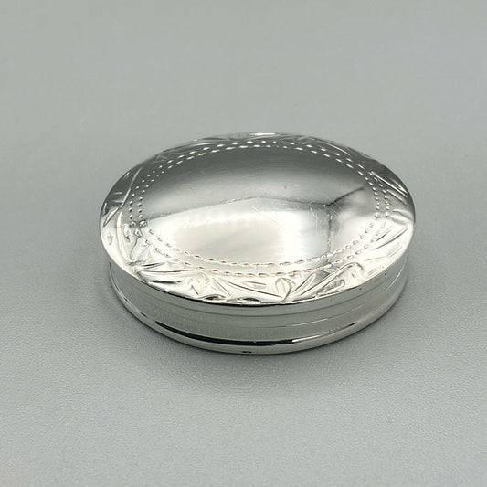 Ovale Pillendose aus Sterlingsilber im Vintage-Stil