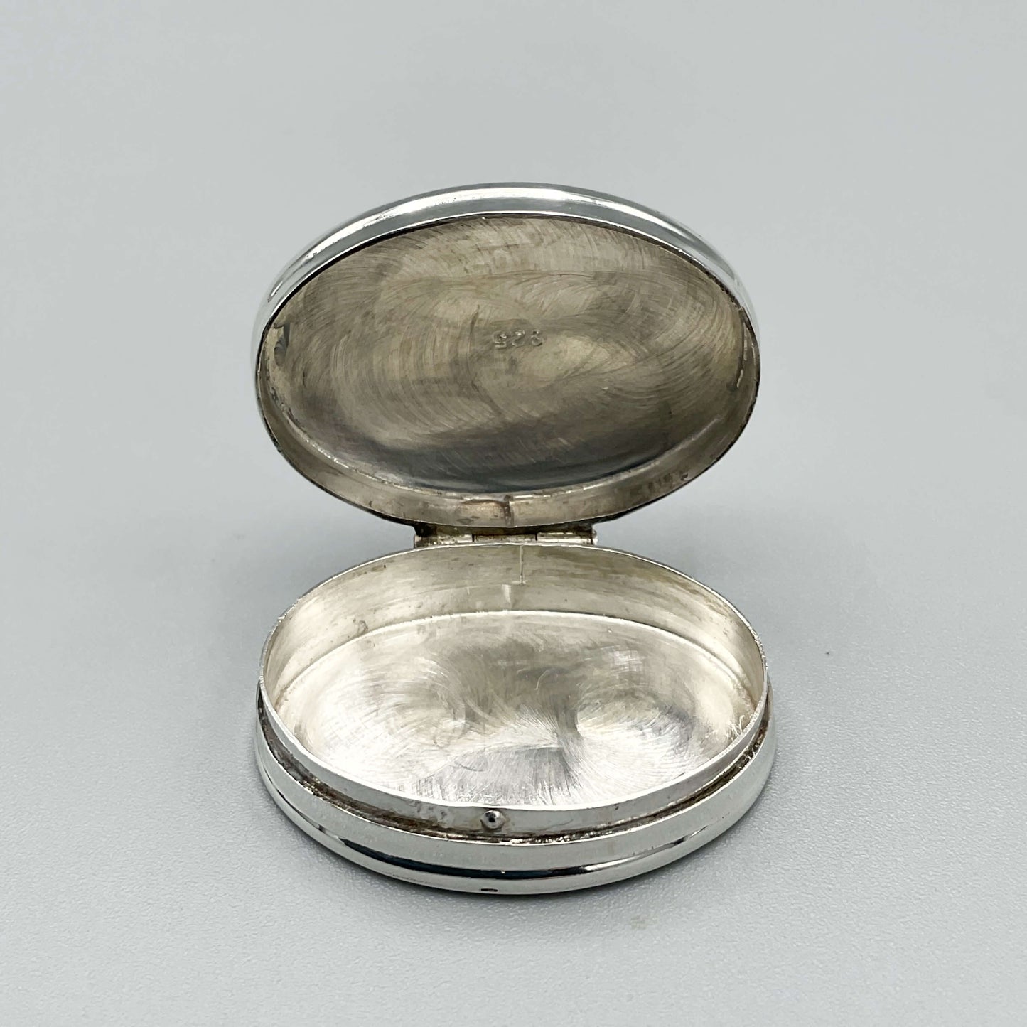 Vintage Oval Sterling Silver Pill Box