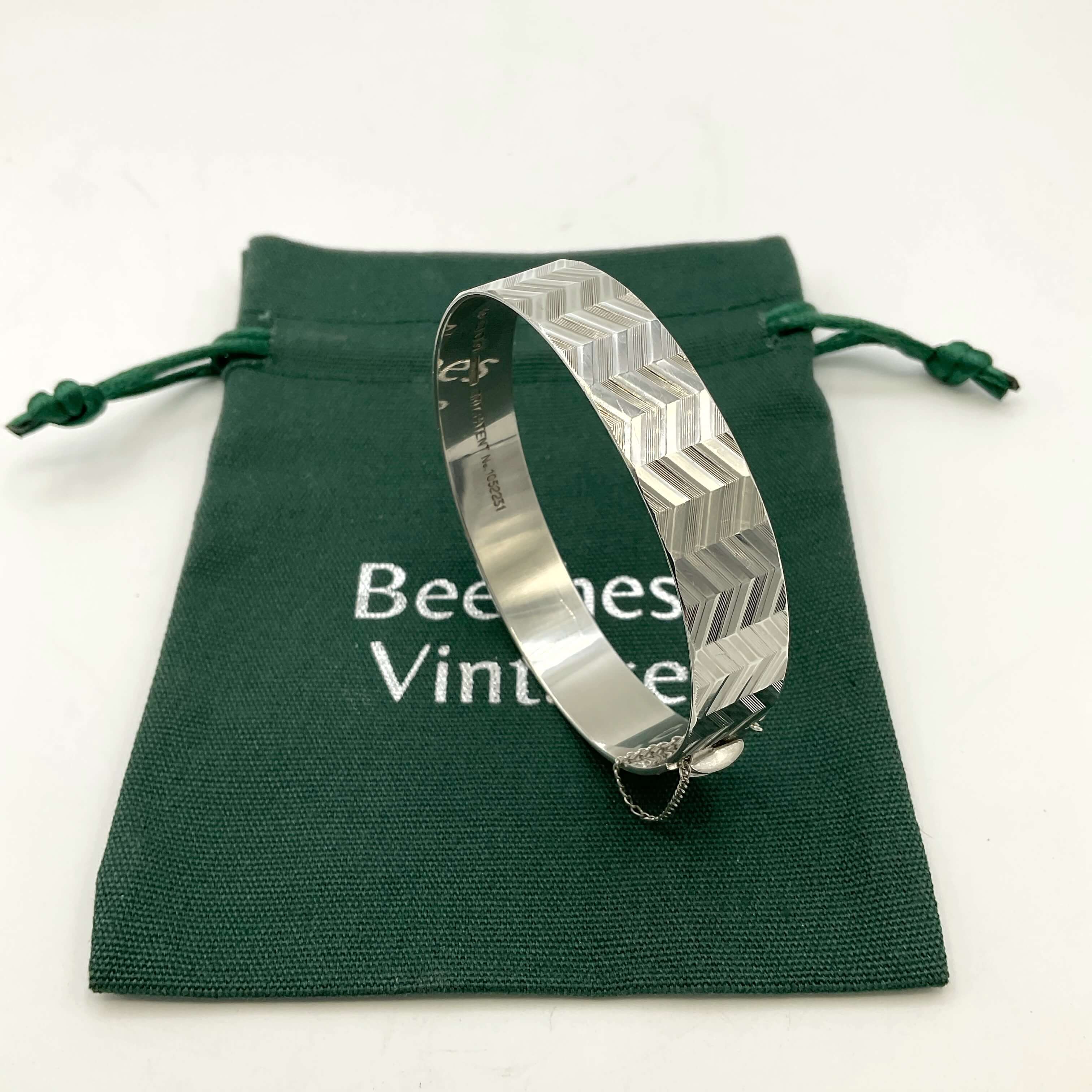 ★rosemont★ SILVER Bracelet Pins RK0231 Amazon.com: WSNANG Penguin Gifts Bracelet Penguin Animal
