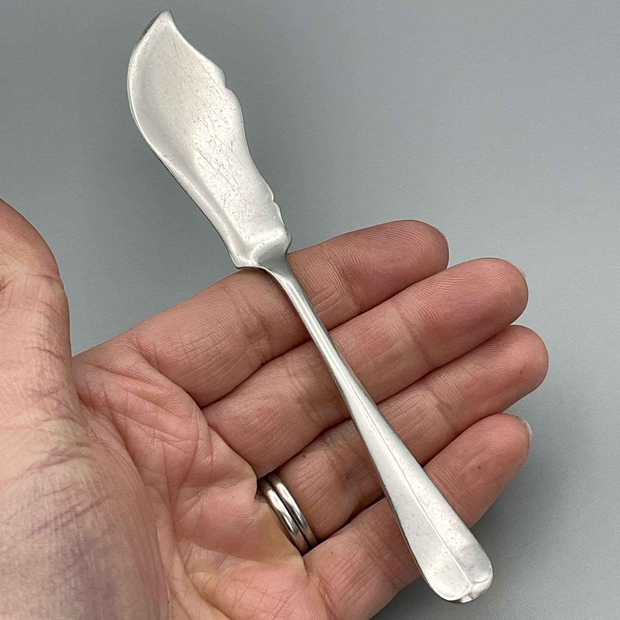 antique-mappin-webb-butter-