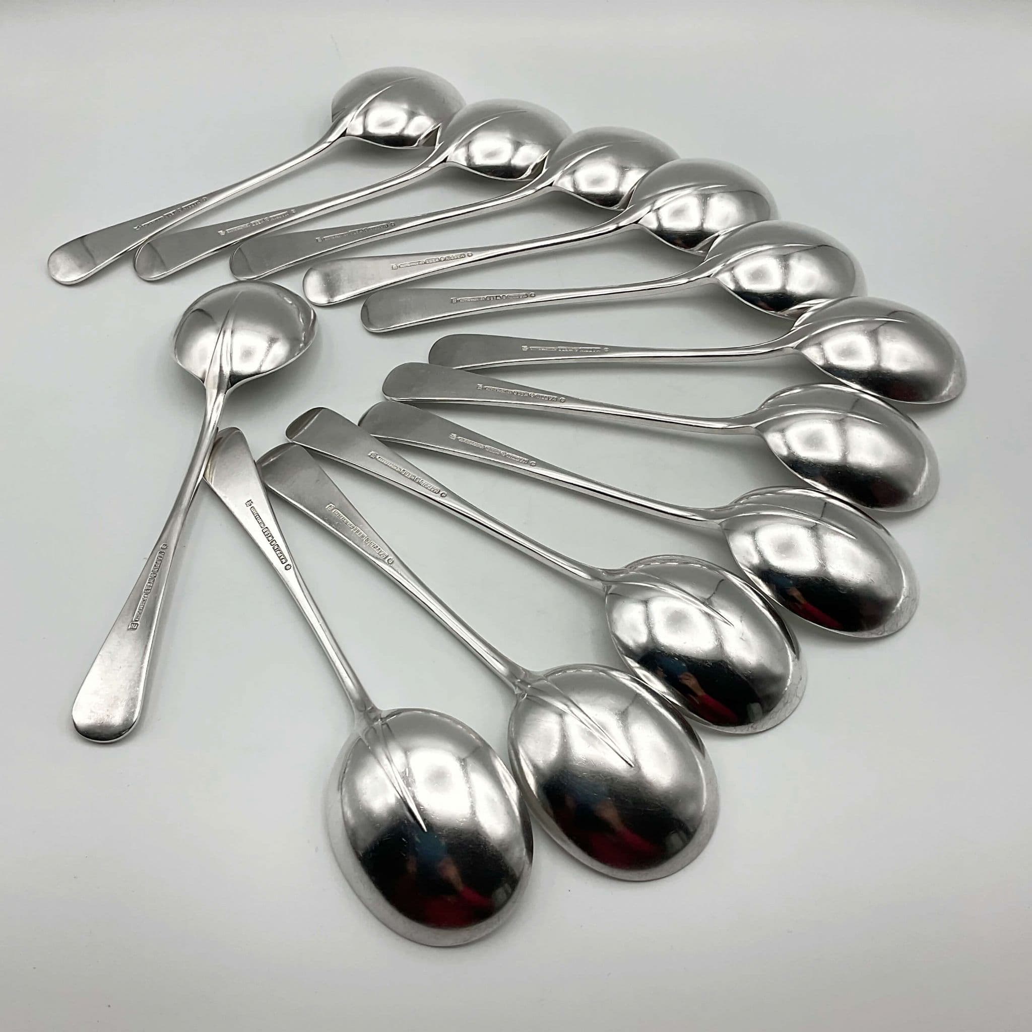 Antique hot sale soup spoons