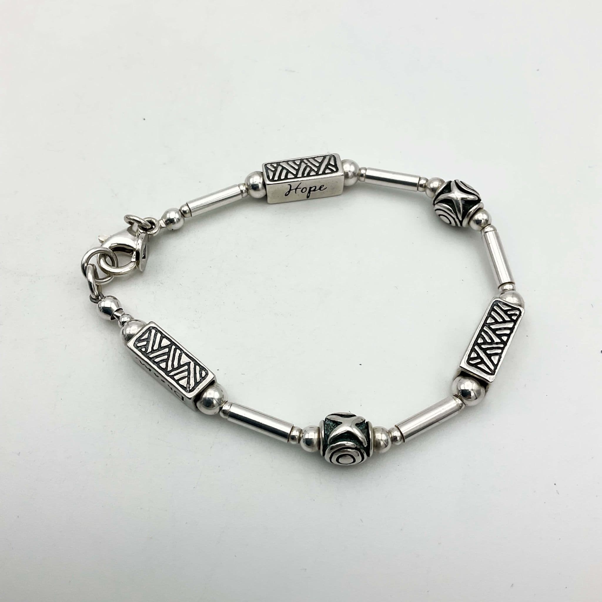 Silpada ハンマー打ち 925 シルバー ヴィンテージ カフブレスレット Silpada Joy Hope Dream Silver Bracelet, Israel Silver – Beeches
