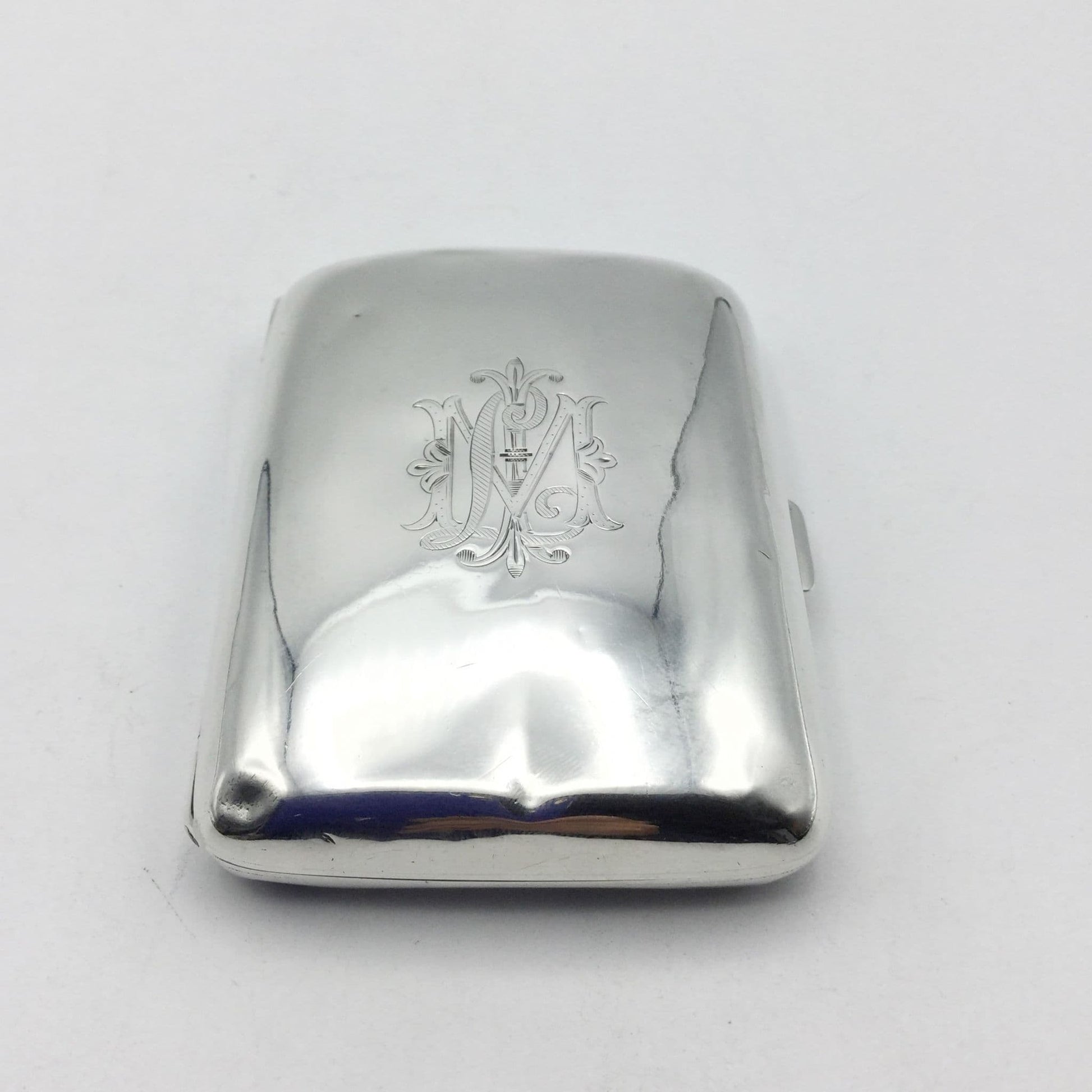 engraved silver cigarette case Lot engraved silver cigarette case Lot